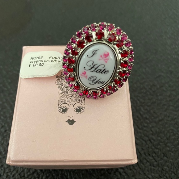 Tarina Tarantino Skull Ring